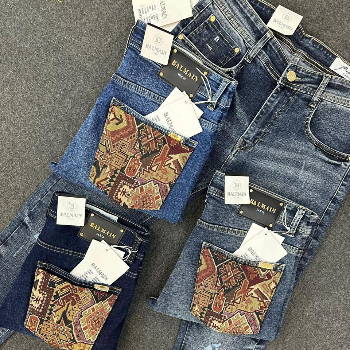 Finding Confidence in Comfort: The Story of True Blue Jeans | ZERO DEGREE GARMENTS