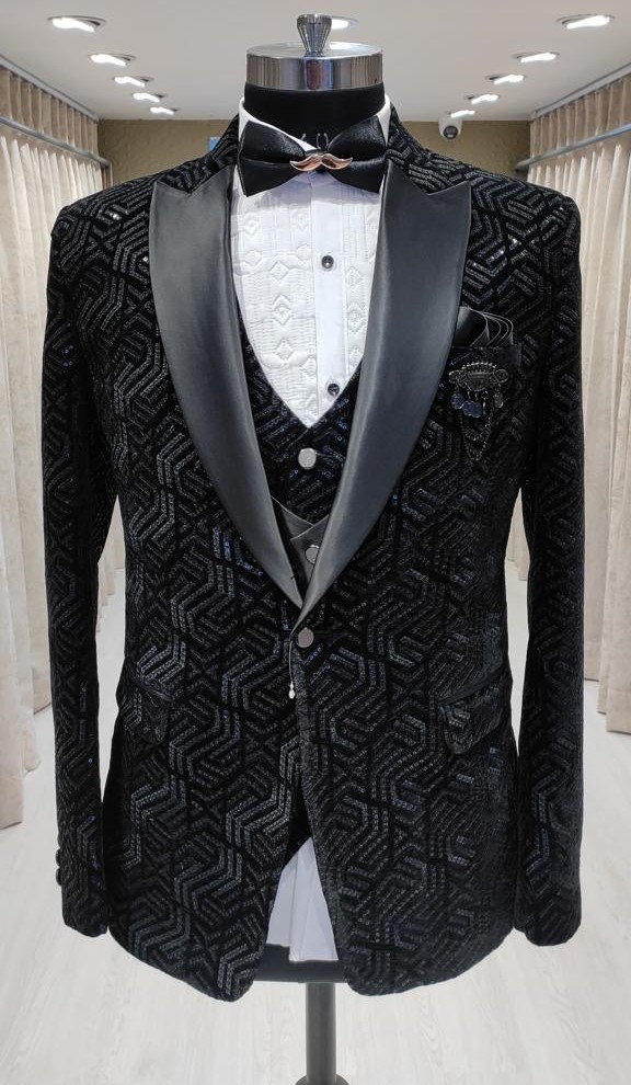 Elevate Your Elegance: The Black Velvet Tuxedo Set That Transforms Every Occasion | Mr. Tux