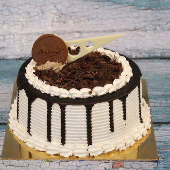 The Sweet Solution: How Vanilla Chocolate Cakes Transform Celebrations | Marigold Flowers and Cakes