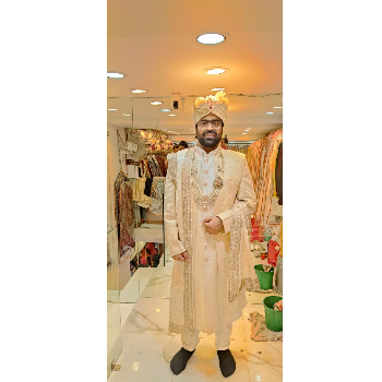 Embrace Elegance: How Indo-Western Fashion Transforms Your Wardrobe | DIVA | Shop No-146 Near Moti Bazar Main Road Chandni Chowk