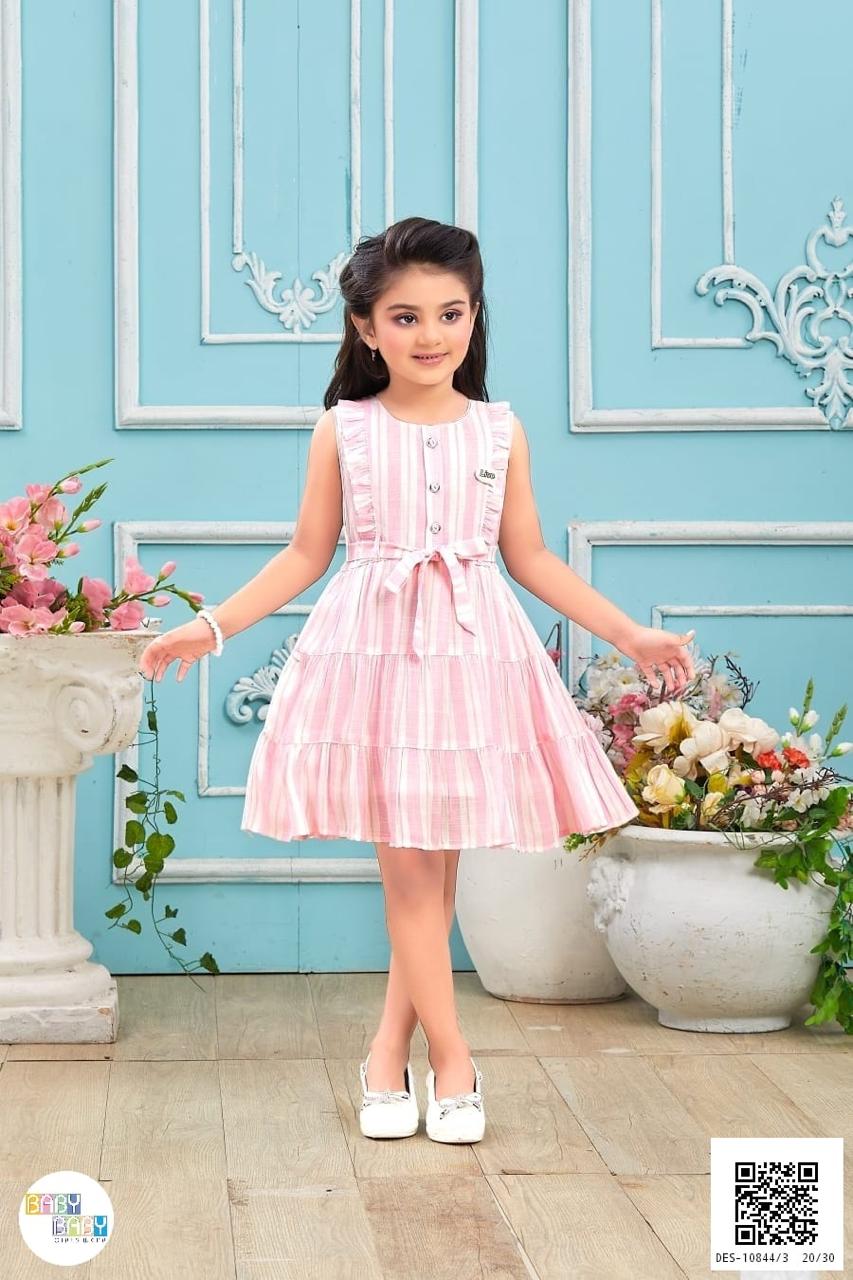 A Delightful Cotton Frock: The Perfect Fusion of Comfort and Style for Your Little Girl