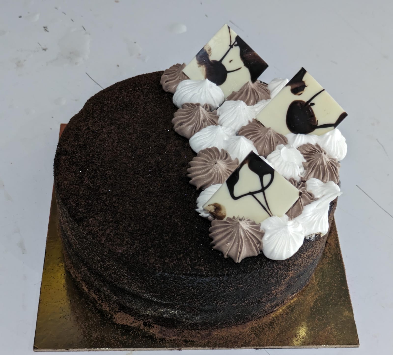 Indulge in Sweet Comfort: How Chocolate Mud Cake Solves More Than Just Your Cravings | LOVE BITES CAKES N CAFE | Shope No 3, Balaji Complex Near Jambhulkar Jym Sakhare Wasti Road Hinjewadi Pune