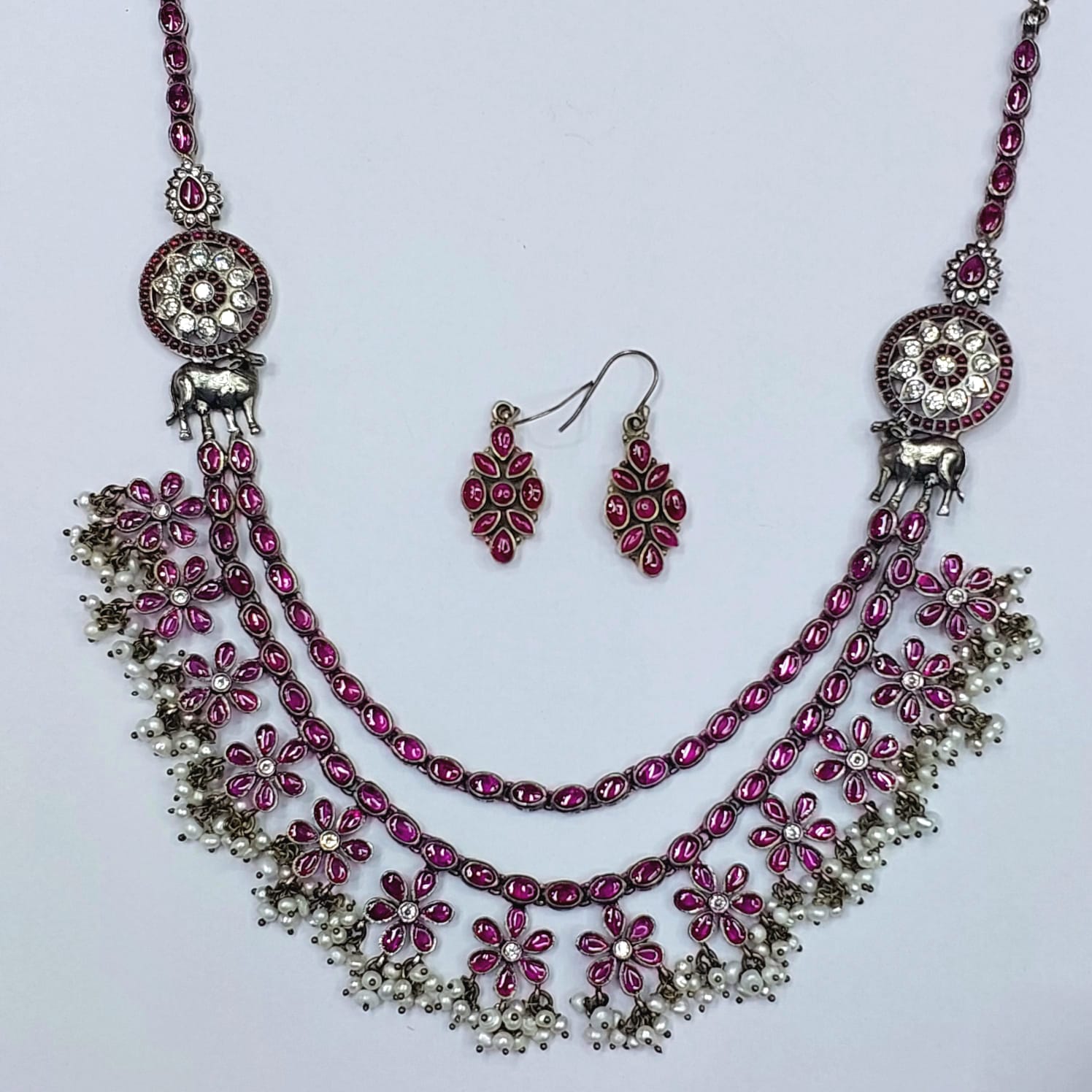 Timeless Elegance: How Parekh Jewels' Necklace and Earrings Set Transforms Lives