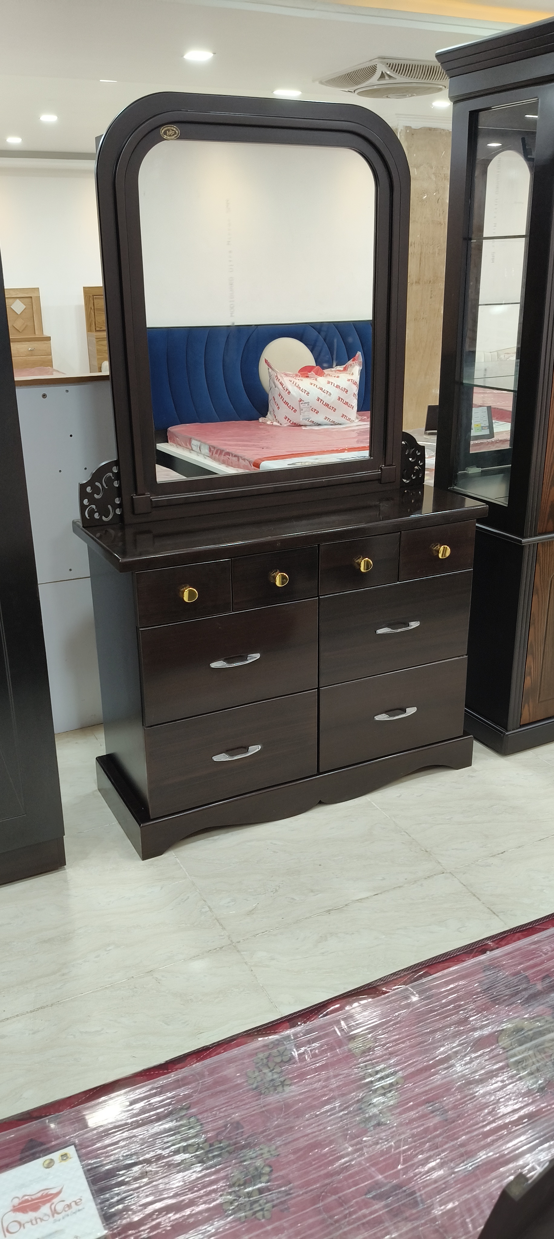 Transform Your Space: The Perfect Dressing Table for Every Indian Home