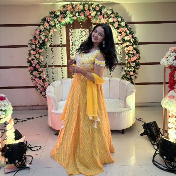 Embrace Tradition with Ease: Renting Your Dream Lehenga