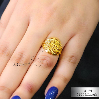 The Perfect Ring: Solving Ria's Quest for Meaningful Elegance