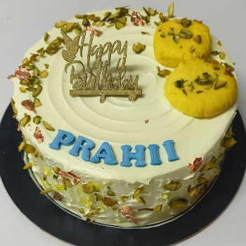 The Sweet Solution: How an Eggless Rasmalai Cake Transformed Kavya’s Celebrations