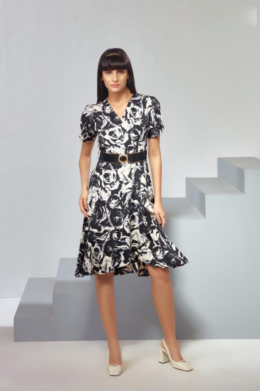 Embracing Elegance: How the Western Midi Dress Transforms Lives | Sakhi | University Road, Panchayat Chowk Bus-stop, Rajkot