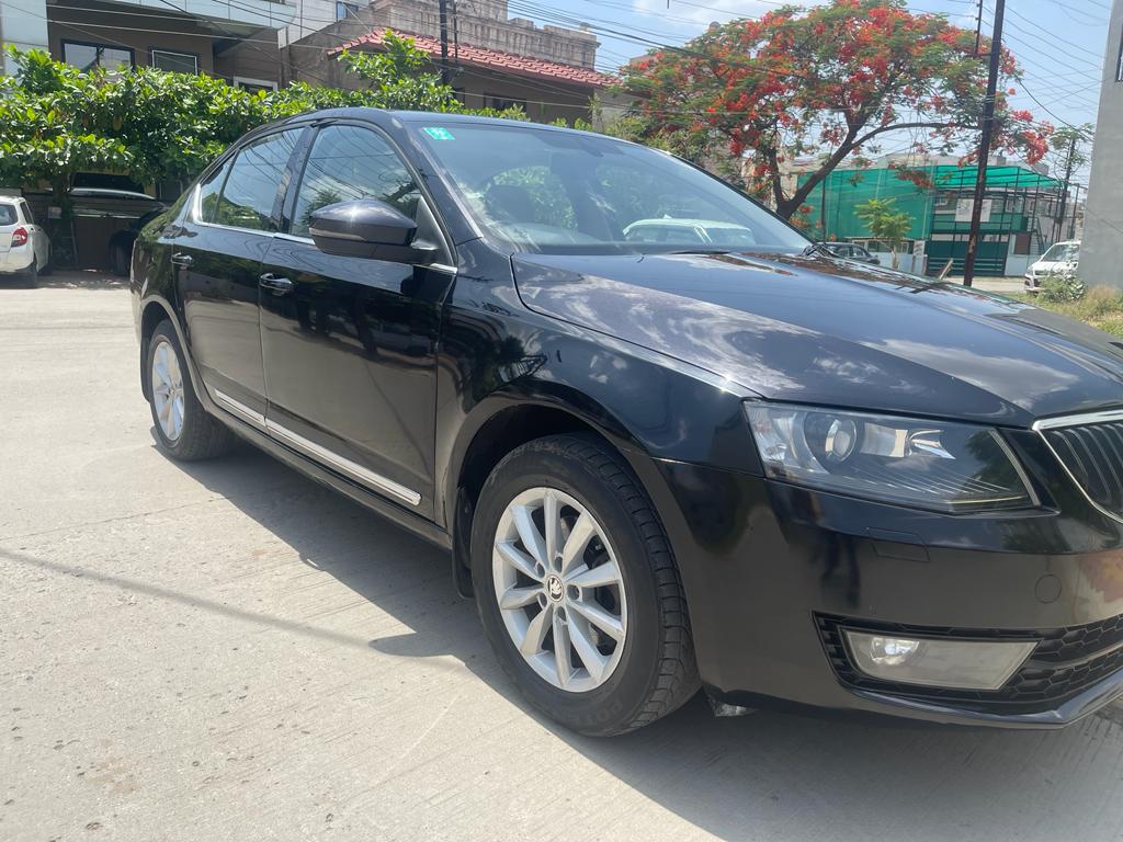 The Skoda Octavia: Elevating the Indian Urban Professional's Drive | Shri Balaji Motors