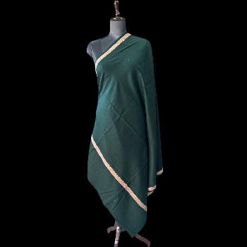 Embracing Elegance: How Hashidar Shawl Transforms Lives