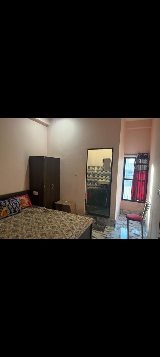 Discover How Hotel Room 109 Solves Your Travel Woes | ASHUTOSH TRADERS