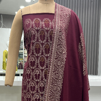Embrace Tradition with Style: The Transformative Power of Kani Shawl Suits | TANEJA CLOTH HOUSE