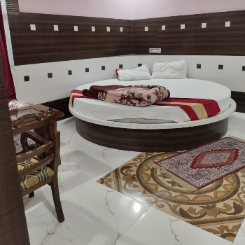 Experience Luxury and Comfort: Discover the Perfect Getaway at Hotel Shahanshah's Deluxe Rooms | HOTEL SHAHANSHAH R AND R RESTAURANT