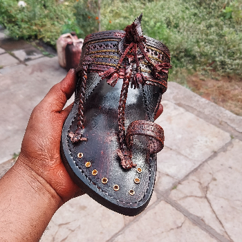 Embrace Tradition and Comfort: Aawajwali Kolhapuri Chappal for the Modern Indian | SARANG LATHER WORKS