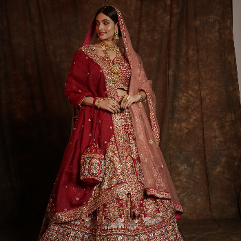 The Perfect Lehanga: Elevate Your Wedding Experience | KAKADIYA YASHKUMAR DILIPBHAI