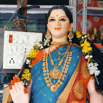 Embracing Tradition: How Gauri Murti Solves the Modern Devotee's Dilemma | JAY MAHAKAL FIBRE ARTS