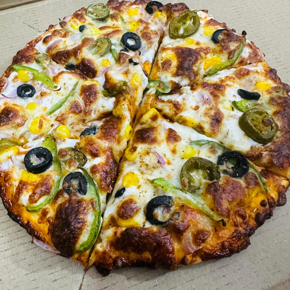 Savor the Perfect Slice: How Mexican Pizza Brings Joy to Rina's Family Gatherings | VINTAGE CAKE STUDIO