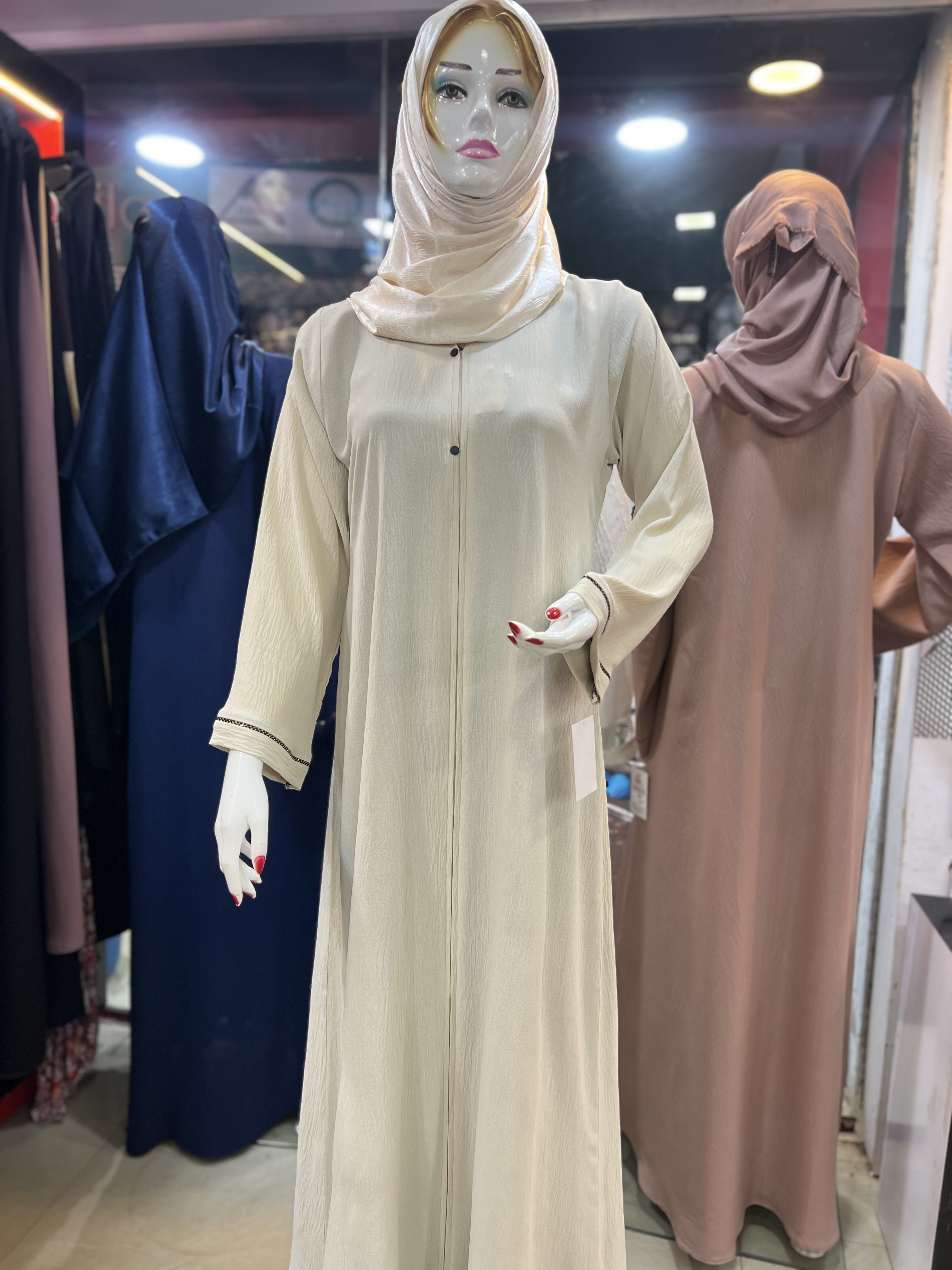 Finding Comfort in Elegance: The Story of Kavita and Her Perfect Abaya | NADA BURKHA HOUSE