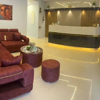 Transform Your Reception Experience: How Riya Enhanced Her Business with a Seamless Front Desk Solution | M SYED AFRID