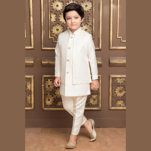 From Dreams to Dresses: How Kids’ Ethnic Wear Transforms Family Celebrations | SHREE SHYAM VASTRALAYA