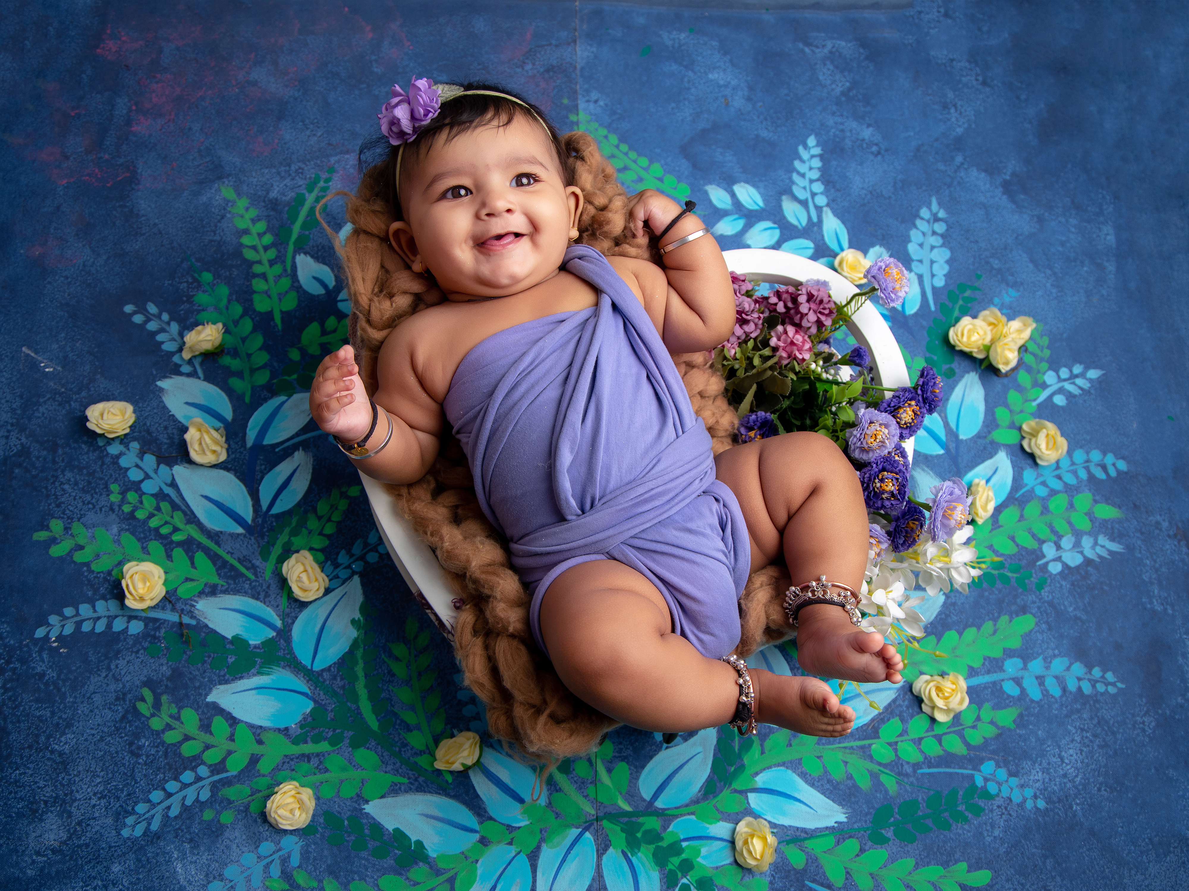 Capturing Cherished Moments: Baby Photography for Infants Aged 2-5 Months | UNIQUE KIDS STUDIO
