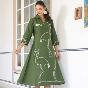 The Modern Indian Woman's Wardrobe Essential: Discovering the Perfect Middy Dress | JAIPURIA SAREES
