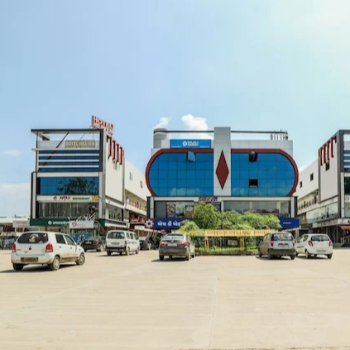 Unlocking Peace of Mind: How Hotel Heaven’s Parking Space Solves Travel Woes | HOTEL HEAVEN