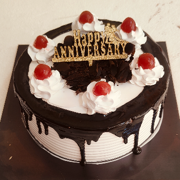 Celebrating Moments: How Khushi's Black Forest Cake Transforms Special Occasions | KHUSHI CAKES