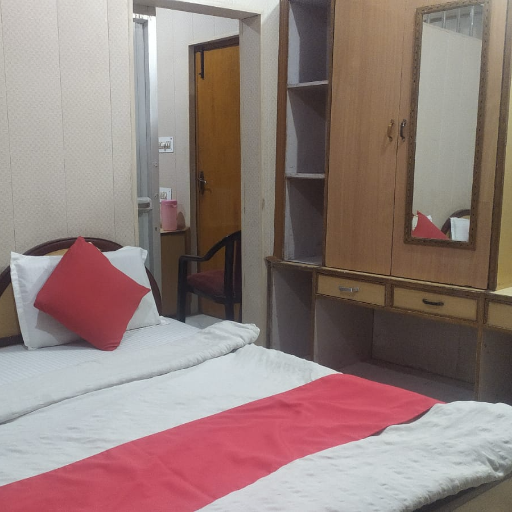 Experience Comfort and Convenience: The Ideal Stay for Families and Groups | HOTEL KMB