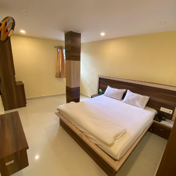 Finding Tranquility at Hotel Tuk Tuk Palace: A Sanctuary for the Weary Traveler | HOTEL TUK TUK PALACE