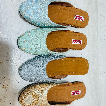 Step into Tradition with Ease: The Perfect Punjabi Jutti for Modern India | FANCY CHOICE