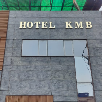 Discovering the Ideal Travel Experience: Simplifying Your Stay with Nearby Places of Interest | HOTEL KMB