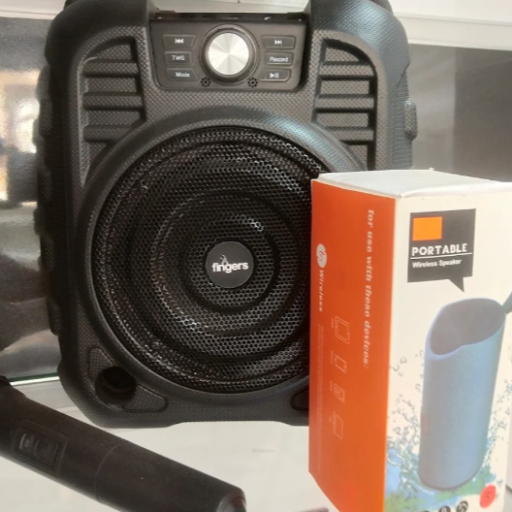 Amplify Your Voice: The Perfect Speaker and Microphone Combo for Indian Professionals | SILICON COMPUTER SHOPEE