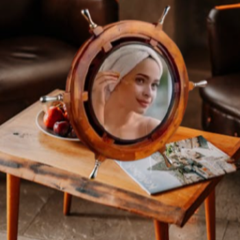 Mirror in wood wheel