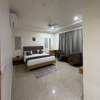 Premium Accommodations & Luxury Rooms
