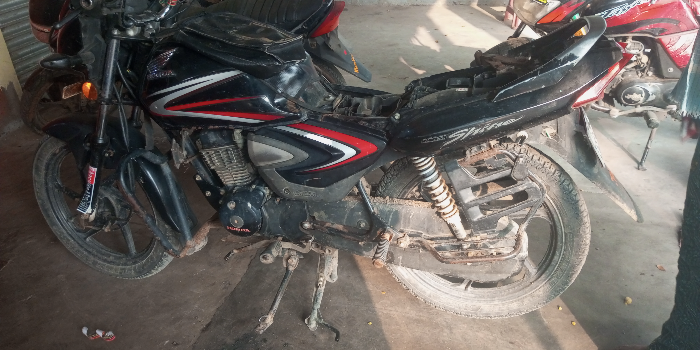 YADAGIRI BIKE POINT - YADAGIRI BIKE POINT in Nakrekal