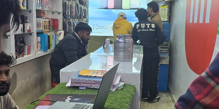 Banner KAMAL MOBILE WORLD