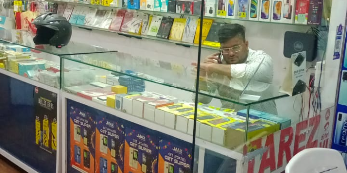 Banner TAREZ MOBILE CENTER