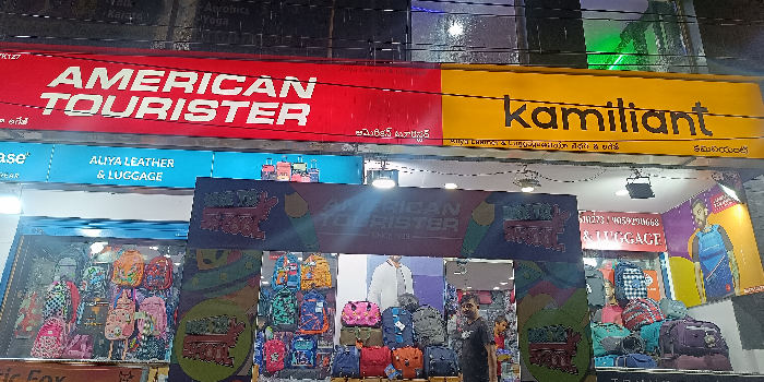 Banner ALIYA LEATHER AND LUGGAGE