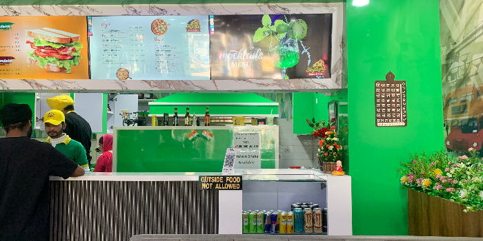 Banner SKYLIGHT PIZZA CAFE