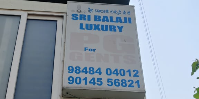 Banner SRI BALAJI LUXURY GENTS PG
