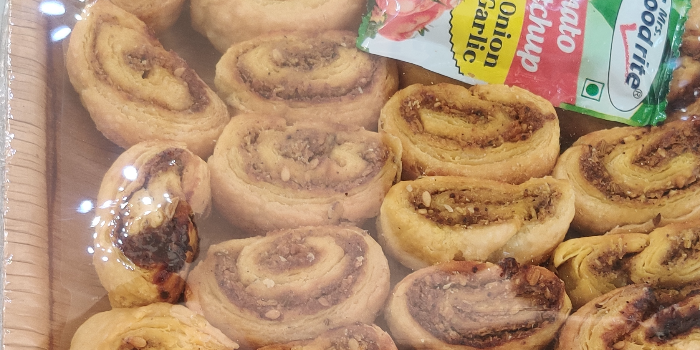 Banner RAM FARSAN SWEETS