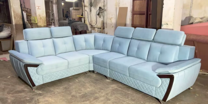 Banner LUXURY LIVING