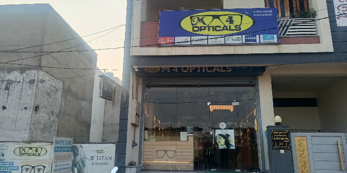 Banner M4 OPTICALS