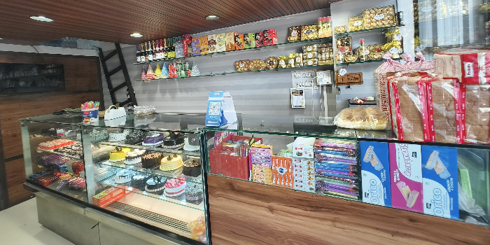 Banner CELEBRATION CAKES AND PASTRIES