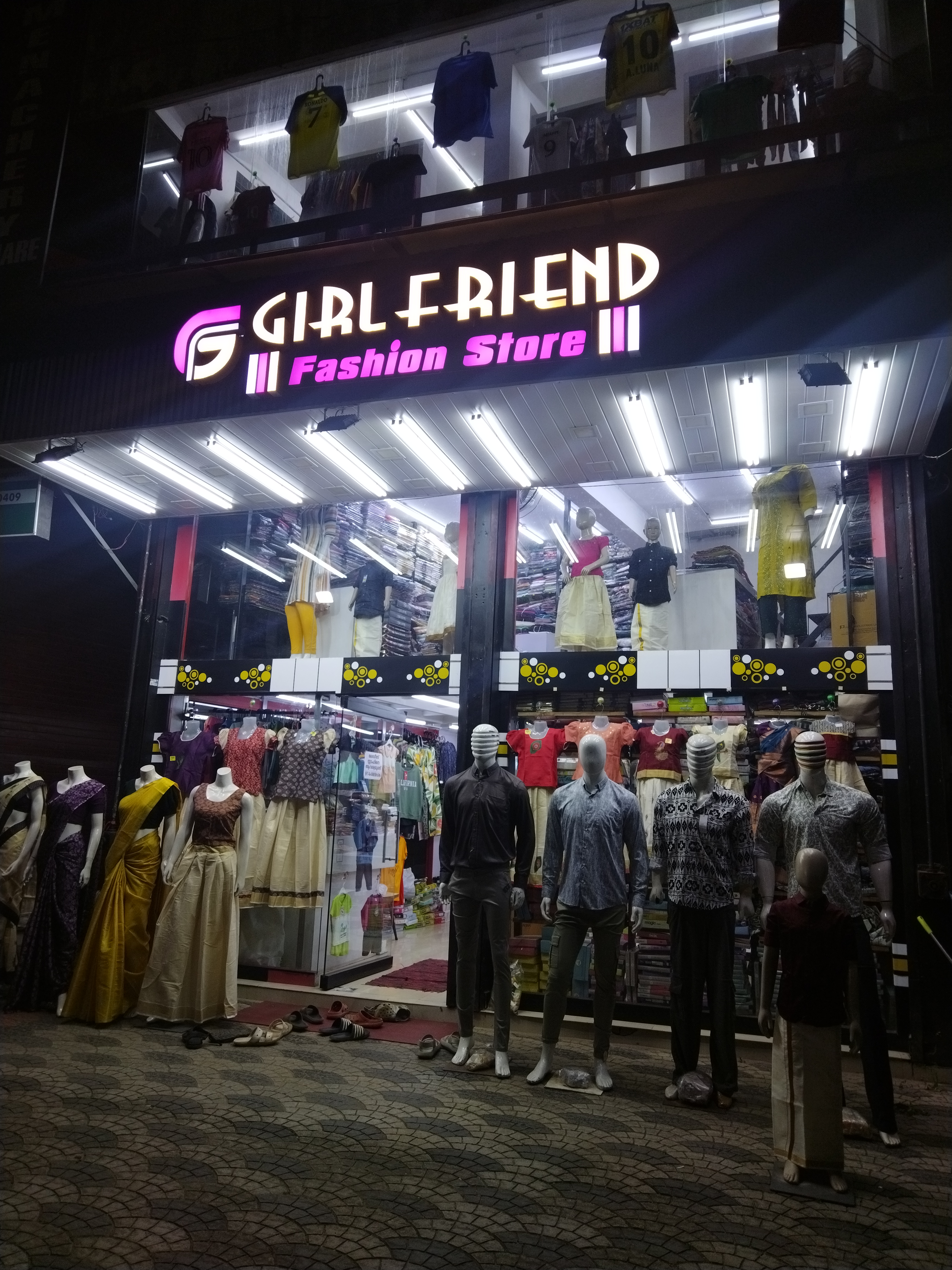 GIRLFRIEND FASHION STORE - GIRLFRIEND FASHION STORE in THRISSUR