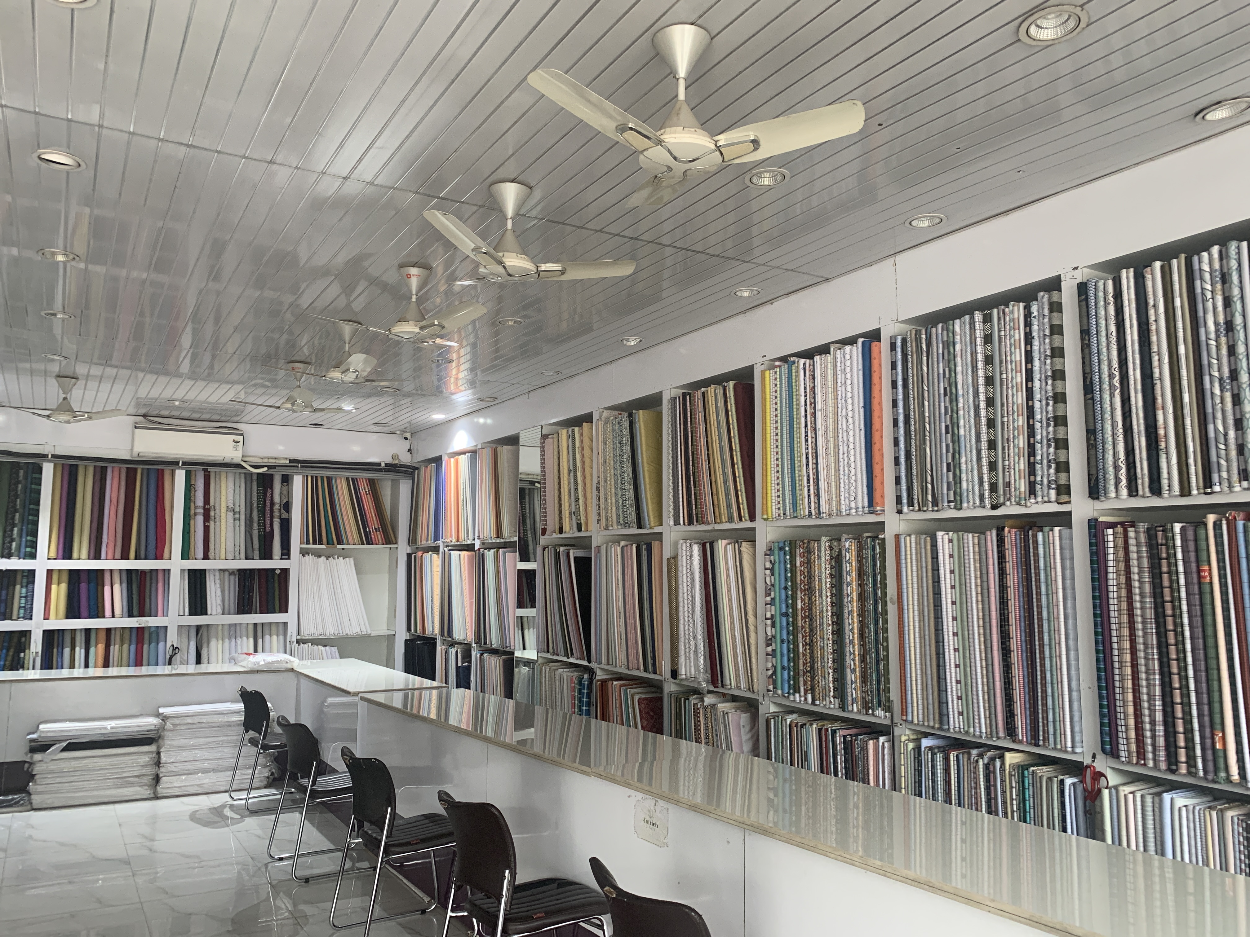 Z R COLLECTION TEXTILE SHOW ROOM - Z R COLLECTION TEXTILE SHOW ROOM in HYDERABAD