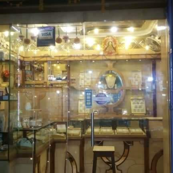 Gold-https://media.vyaparify.com/vcards/products/102467/product_1734607159.png Image