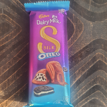 Silk Oreo-https://media.vyaparify.com/vcards/products/105564/product_1735120585.png Image
