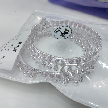 Jwellery shop-https://media.vyaparify.com/vcards/products/117001/product_1737010701_6788ae0dd4b08.png Image